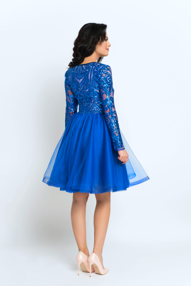 electric blue outfits